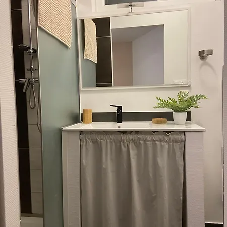 Holiday home Pierre D'apatite *